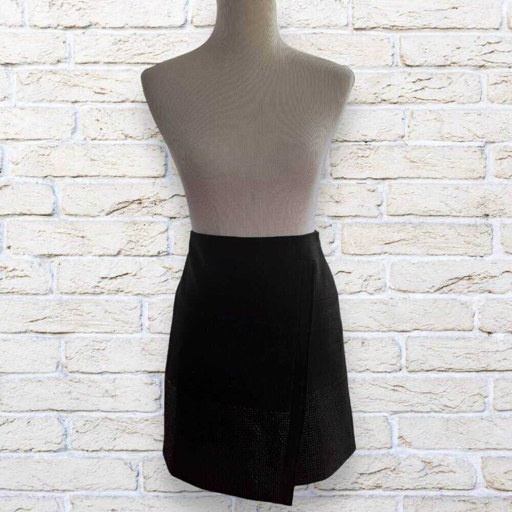 WHBM White House Black Market Asymmetrical Wrap Skirt Size 2 - Picture 2 of 5